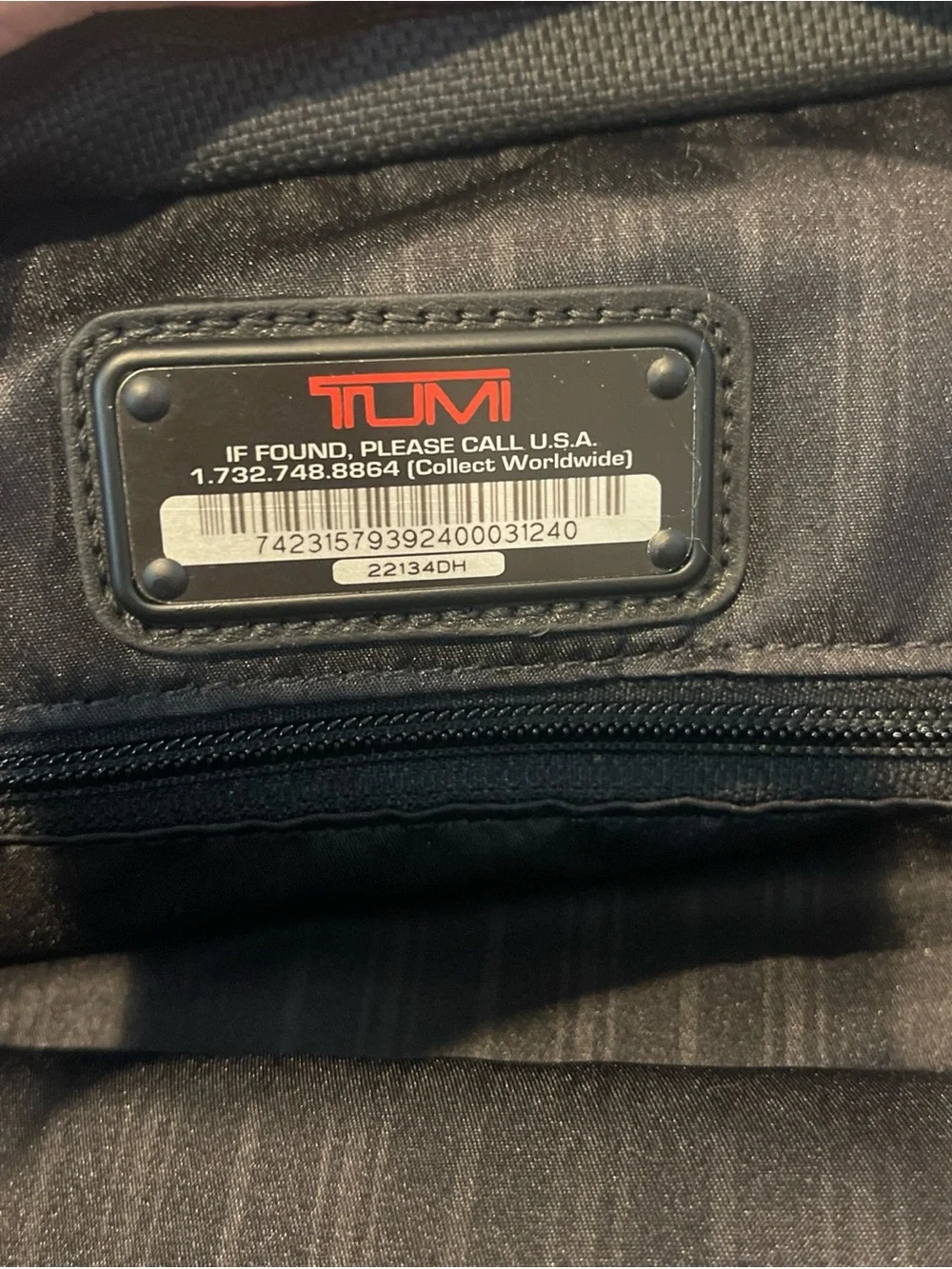 TUMI Alpha Classic Garment Bag Bifold Travel Ballistic Nylon Black Strap Dustbag